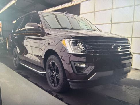 Used 2021 Ford Expedition XLT RWD image 1