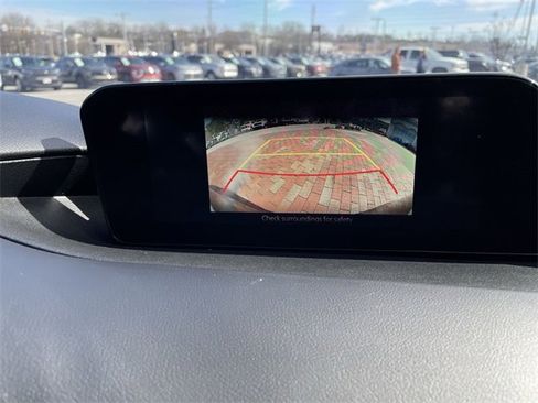 Used 2022 MAZDA MAZDA3 s image 22