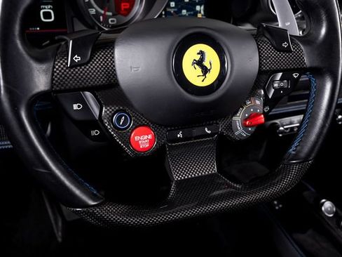 Certified 2022 Ferrari F8 Tributo RWD image 34