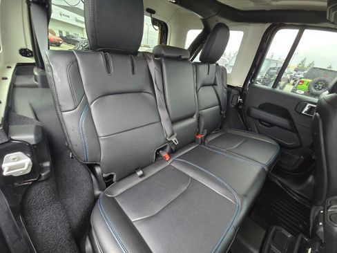 Certified 2022 Jeep Wrangler Unlimited Rubicon 4xe w/ Cold Weather Group AWD/4WD image 16