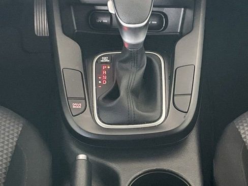 Used 2022 Kia Soul LX FWD image 12