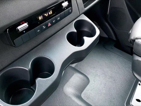 New 2026 Mercedes-Benz Sprinter 2500 image 7