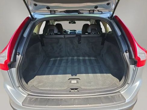 Used 2011 Volvo XC60 3.2 FWD image 43