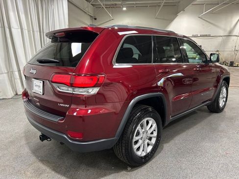 Used 2021 Jeep Grand Cherokee Laredo w/ Security & Convenience Group AWD/4WD image 8