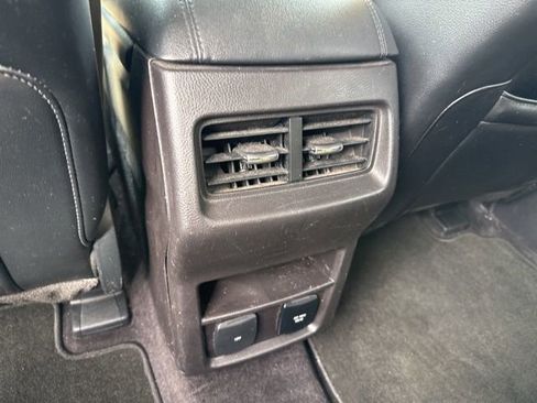 Used 2015 Ford Edge SEL w/ Equipment Group 201A image 13