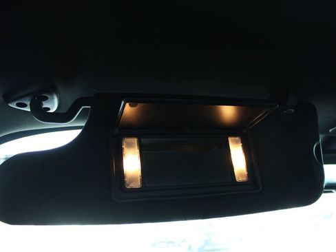 Used 2018 Dodge Challenger R/T Scat Pack w/ Leather Interior Group image 38