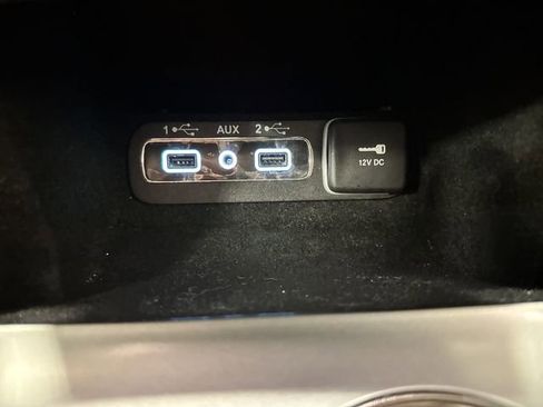 Used 2019 Jeep Grand Cherokee Altitude image 23