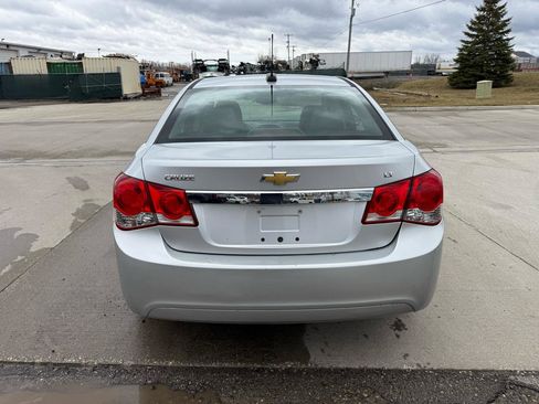 Used 2015 Chevrolet Cruze LT FWD image 6
