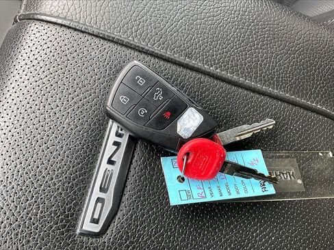 Used 2024 GMC Sierra 2500 Denali w/ Denali Reserve Package image 35