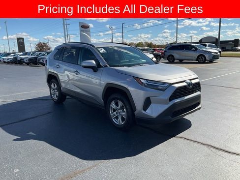 New 2024 Toyota RAV4 XLE AWD/4WD image 19