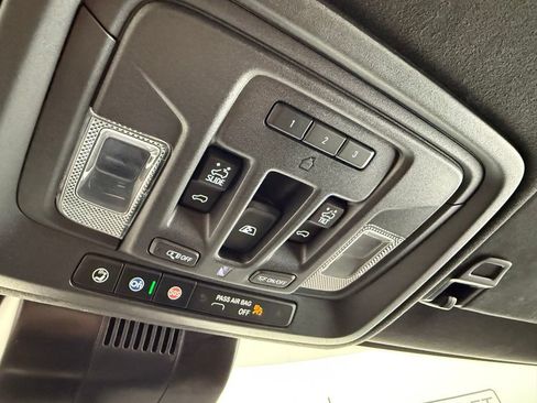 Used 2024 GMC Sierra 2500 AT4X AWD/4WD image 40