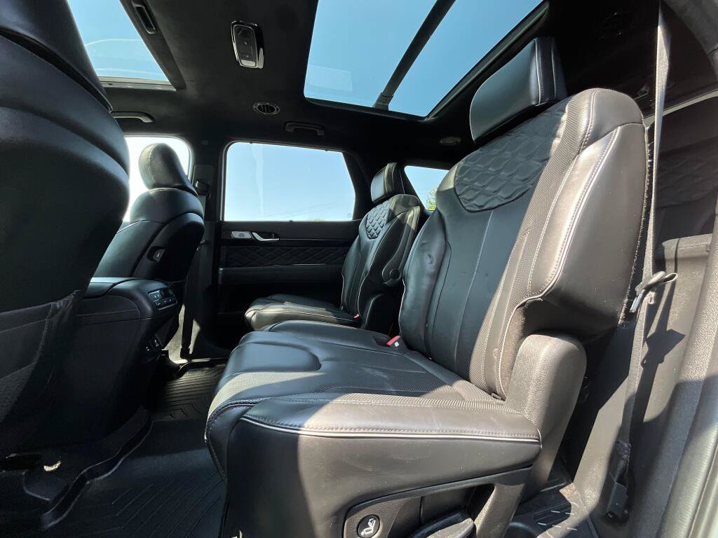 Used 2022 Hyundai Palisade Calligraphy w/ Cargo Package AWD/4WD image 12