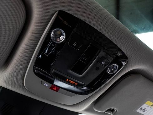 Used 2024 Kia Sorento S w/ Panoramic Sunroof Package FWD image 41