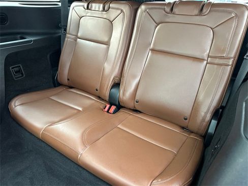 Used 2022 Lincoln Aviator Reserve w/ Equipment Group 201A image 18