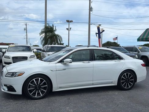 Used 2020 Lincoln Continental Reserve AWD/4WD image 2