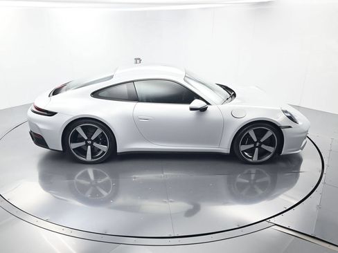 Certified 2026 Porsche 911 Carrera S RWD image 40