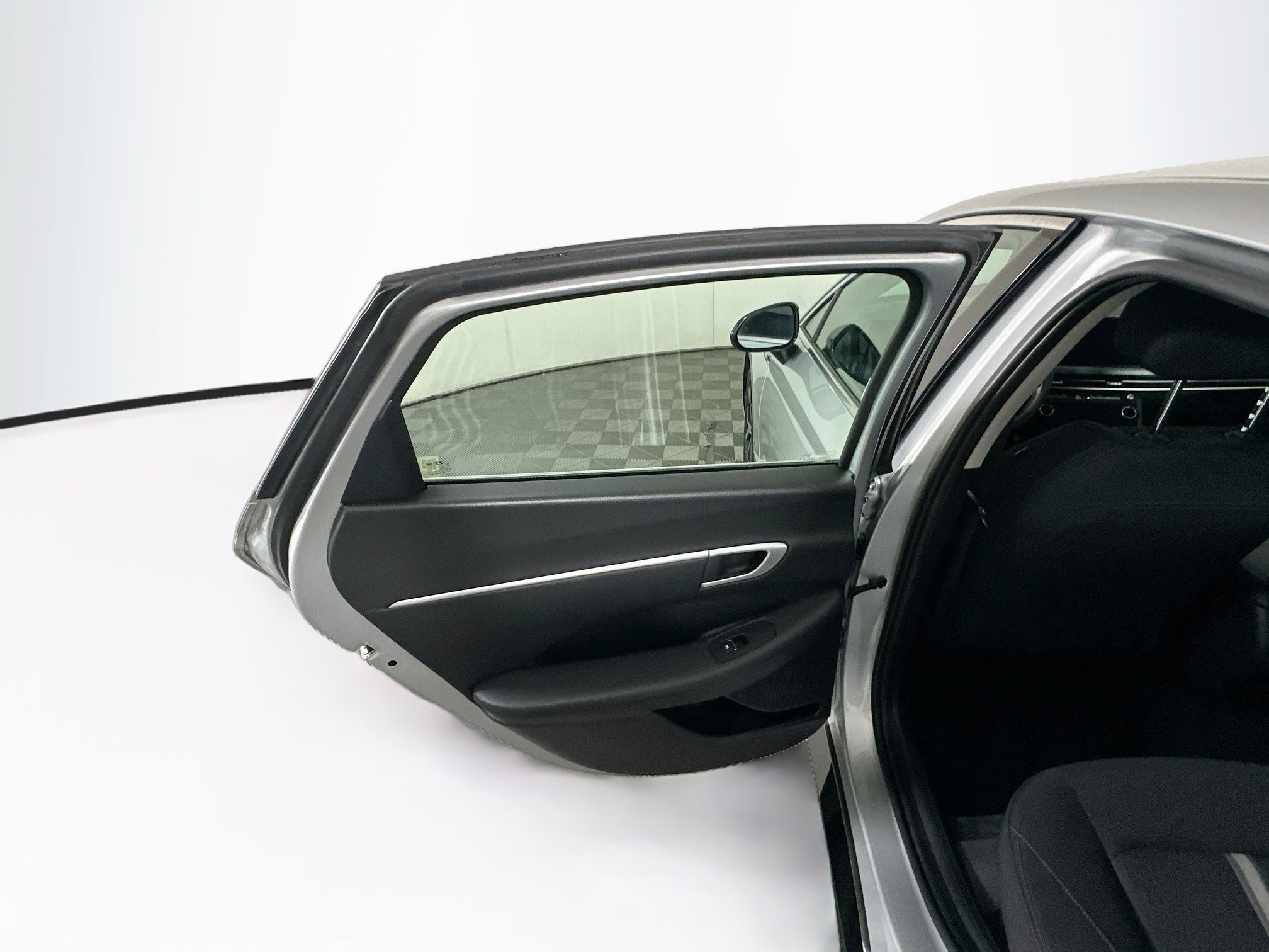 Used 2025 Hyundai Sonata SEL FWD image 26