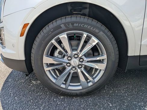 New 2026 Cadillac XT5 Premium Luxury w/ Driver Assist Package image 14