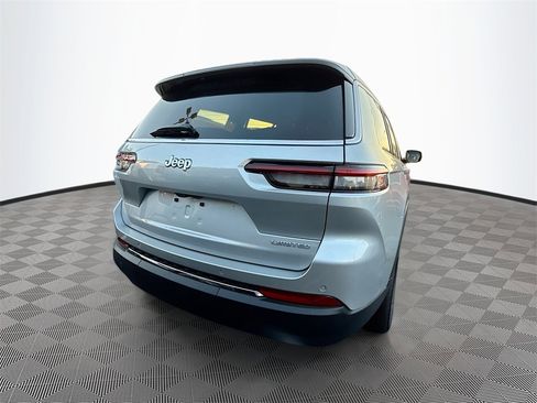 New 2025 Jeep Grand Cherokee L Limited image 6