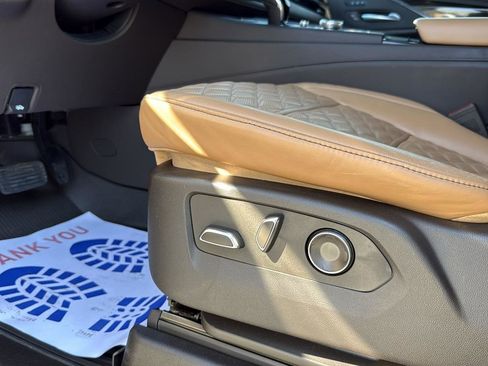 Used 2024 Cadillac Escalade ESV Sport w/ LPO, ONYX Package image 11