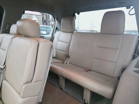 Used 2013 Nissan Armada SV AWD/4WD image 14