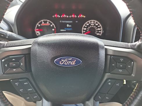 Used 2016 Ford F150 XLT w/ Equipment Group 302A Luxury image 19