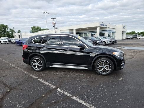 Used 2019 BMW X1 xDrive28i w/ Convenience Package AWD/4WD image 4