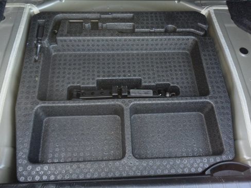 Used 2016 Subaru Legacy 2.5i Premium w/ Popular Package #2 image 30