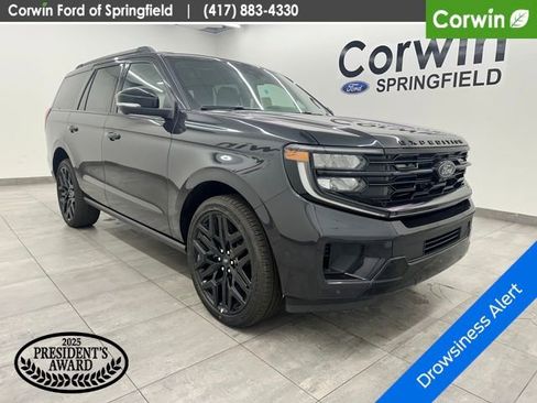 New 2026 Ford Expedition Platinum w/ Stealth Performance Package image 6