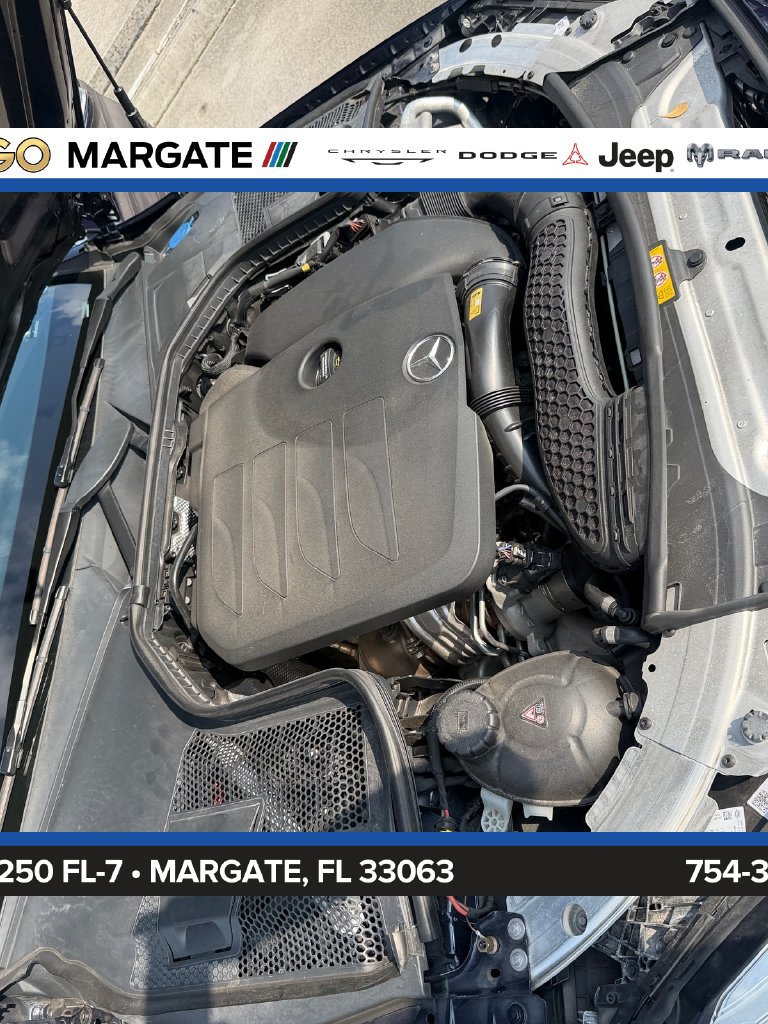 Used 2020 Mercedes-Benz C 300 4MATIC Sedan w/ AMG Line image 21
