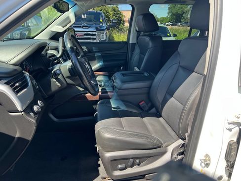 Used 2019 GMC Yukon XL SLT AWD/4WD image 24