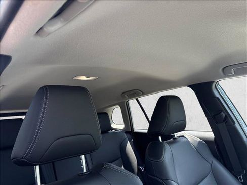 Certified 2026 Toyota Corolla Cross XLE FWD image 29