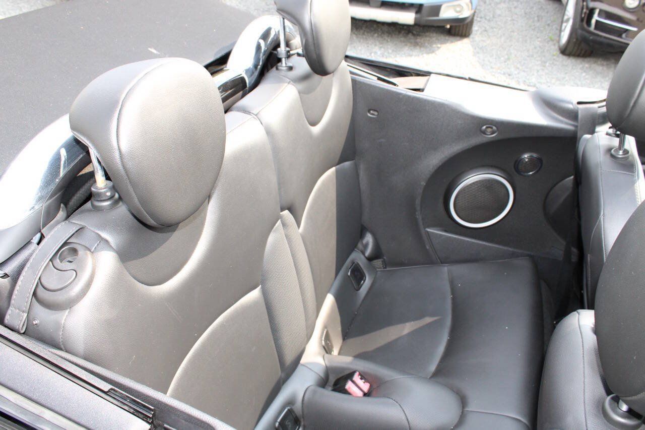 Used 2013 MINI Cooper S FWD image 25