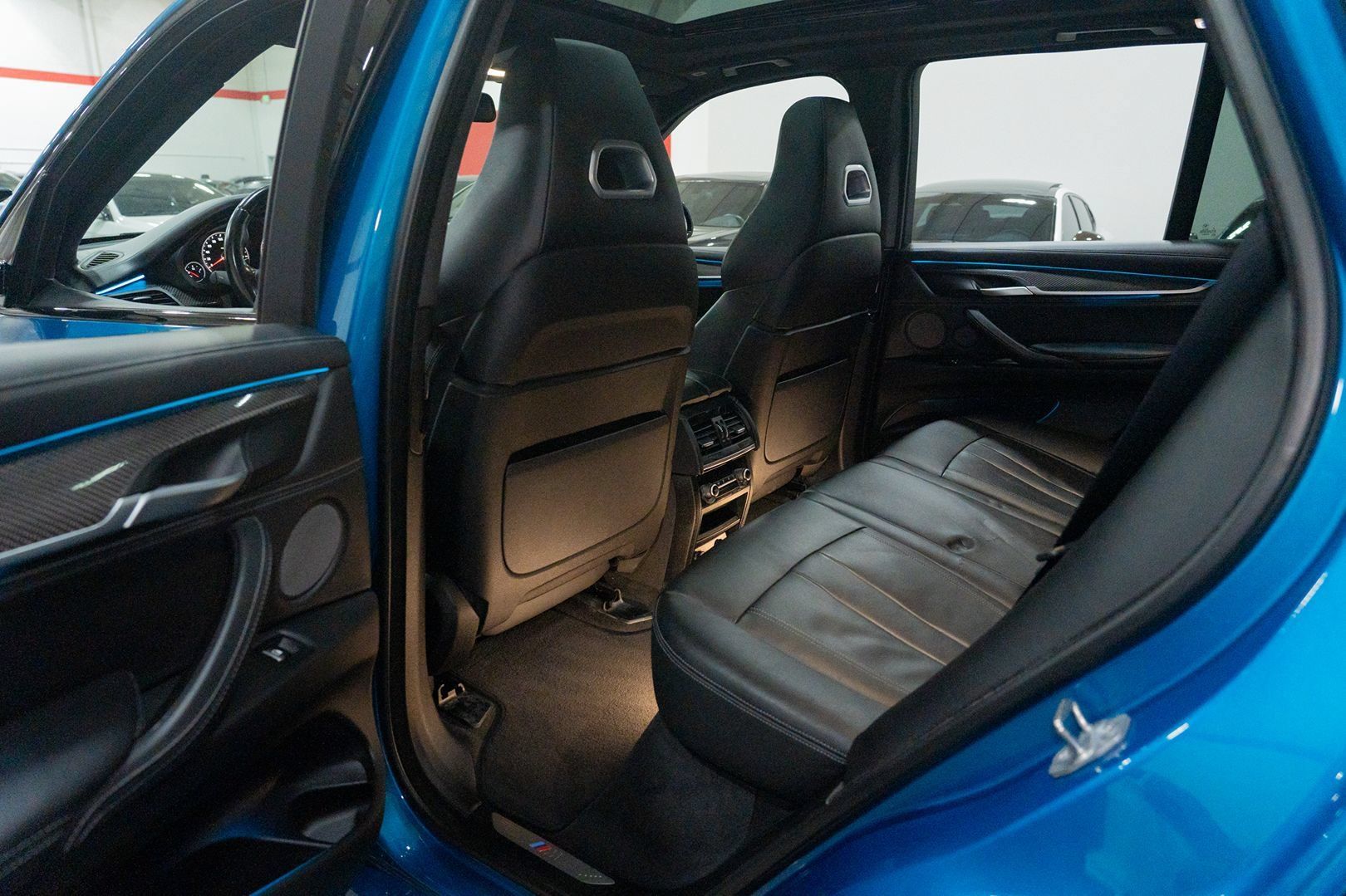 Used 2018 BMW X5 M AWD/4WD image 23