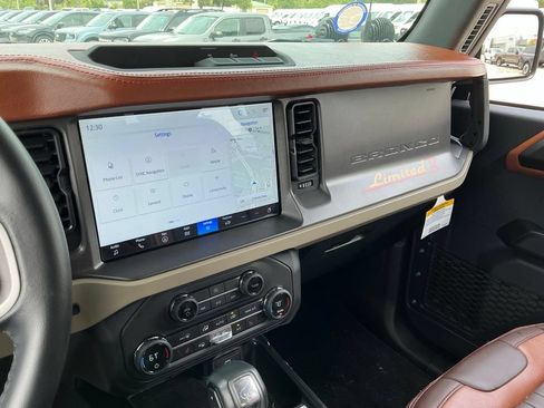 Used 2025 Ford Bronco Big Bend AWD/4WD image 43
