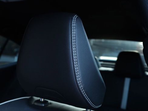 Used 2025 Toyota Camry SE image 21