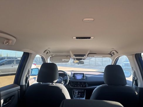 Certified 2023 Nissan Rogue SV FWD image 33