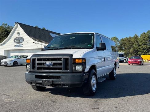 Used 2013 Ford E-350 and Econoline 350 XL image 2
