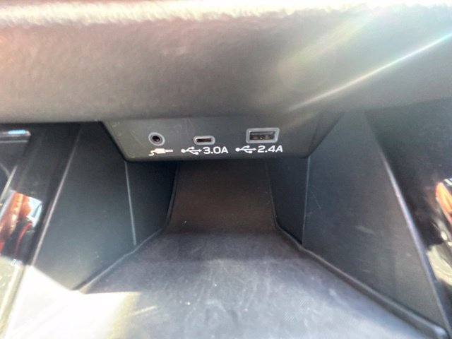 Used 2023 Subaru Legacy Premium AWD/4WD image 32