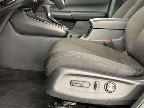 Used 2025 Honda CR-V EX image 15
