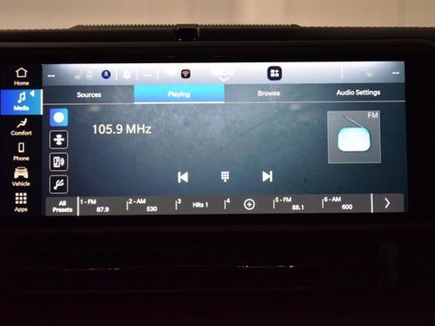 Used 2024 Jeep Wrangler Rubicon w/ Safety Group image 25