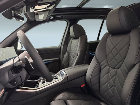 New 2026 BMW X5 xDrive50e w/ M Sport Package image 5