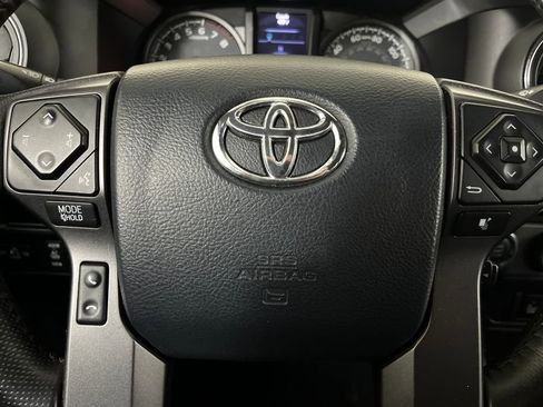 Used 2017 Toyota Tacoma TRD Sport w/ Premium & Technology Package image 64