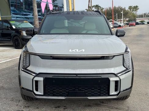 New 2026 Kia EV9 GT-Line image 8