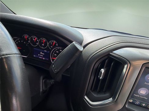 Used 2021 Chevrolet Silverado 1500 LT Trail Boss AWD/4WD image 16