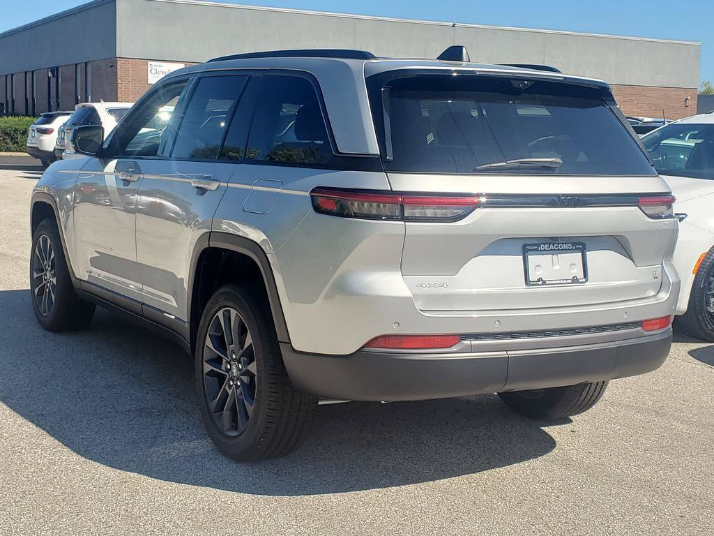 New 2026 Jeep Grand Cherokee Limited AWD/4WD image 4