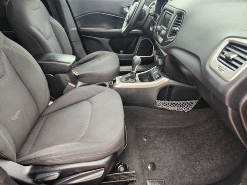 Used 2017 Jeep Compass Sport image 13