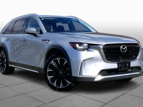 Used 2024 MAZDA CX-90 Plug-In Hybrid w/ Premium Pkg image 3