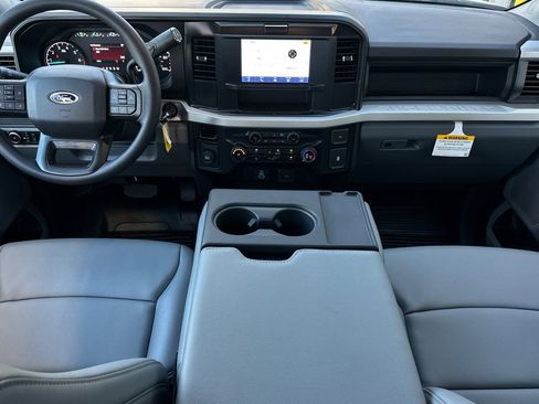 New 2026 Ford F250 XL w/ XL Chrome Package image 12