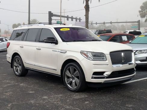 Used 2018 Lincoln Navigator Reserve w/ Technology Package image 3